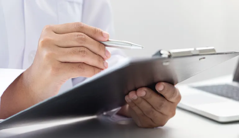 konsultatsiia-spetsialistiv